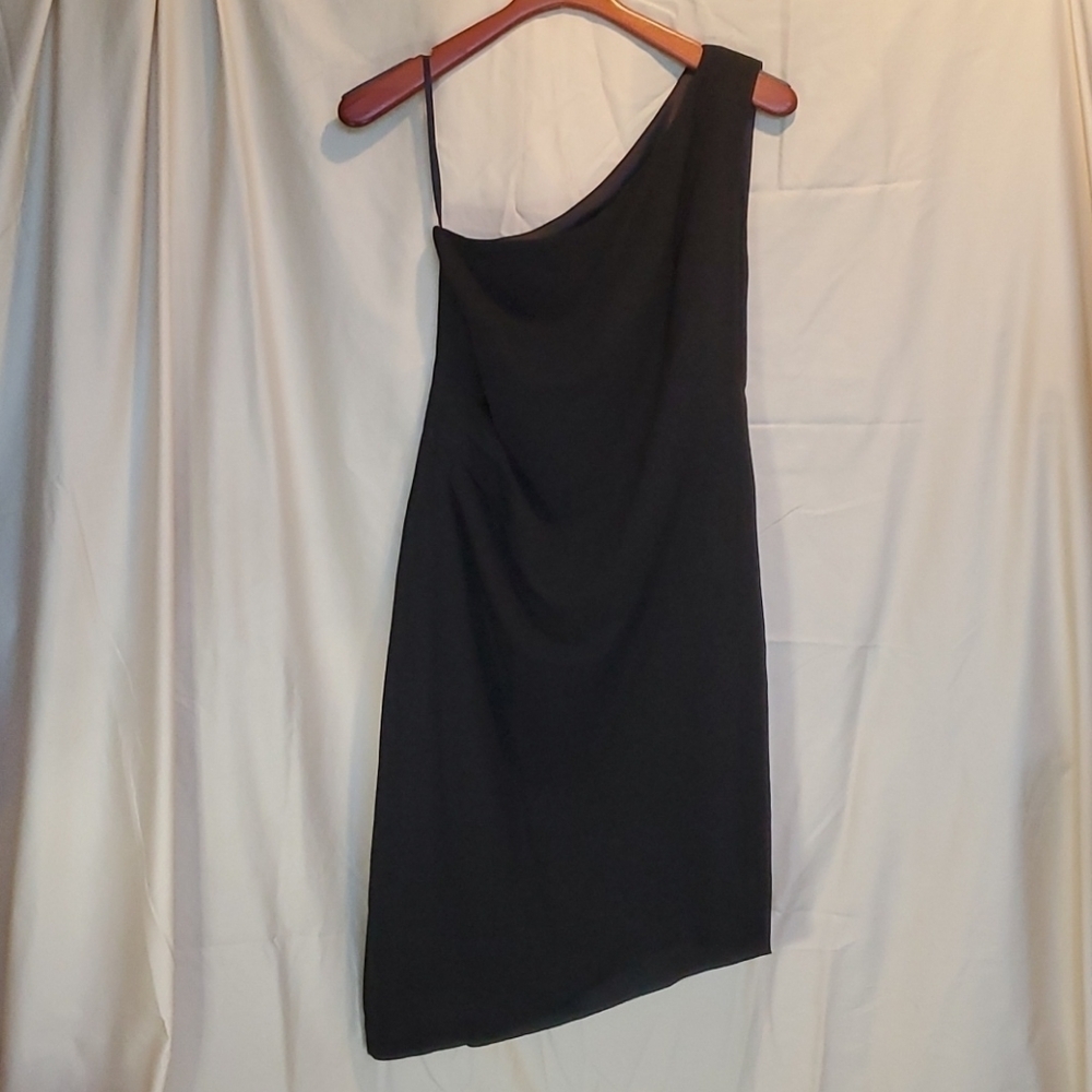 White House Black Market LBD Size 6